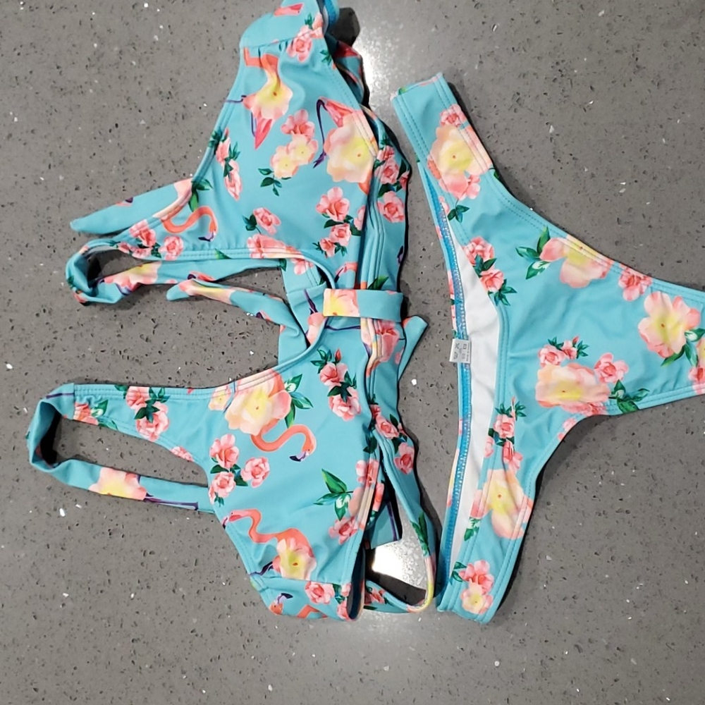 Floral bikini